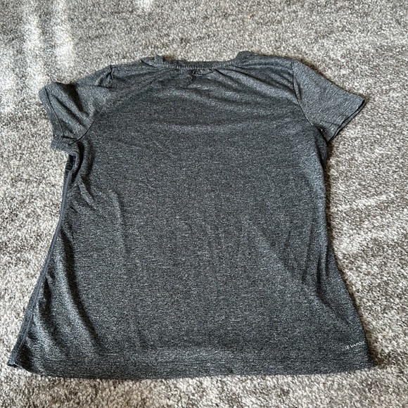 Champion performance tee gray size medium - Picture 2 of 3